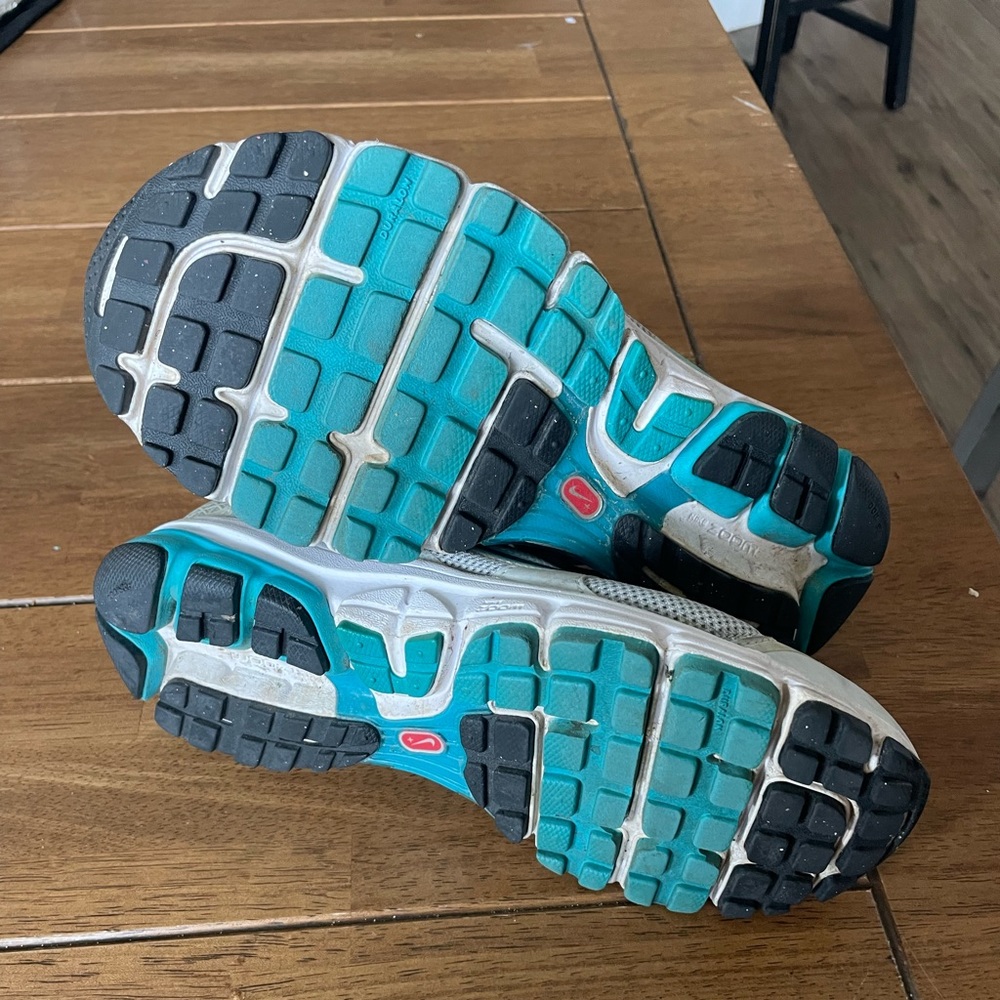 Nike 7.5 - Picture 2 of 5
